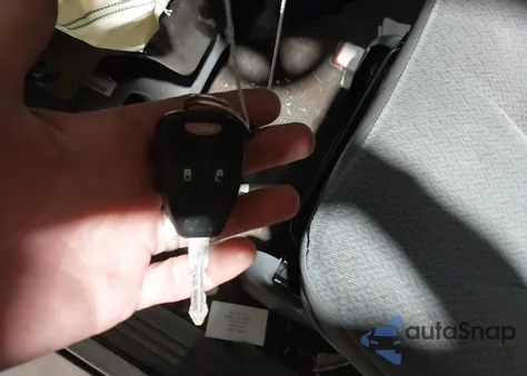 2005 Chrysler Town & Country из США, поврежденный, VIN 1C4GP45R35B286690